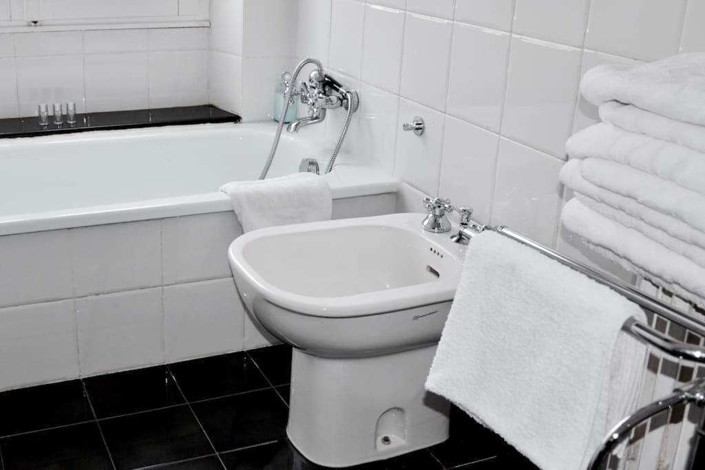 Acqua Chiara Apartment Каляри Екстериор снимка